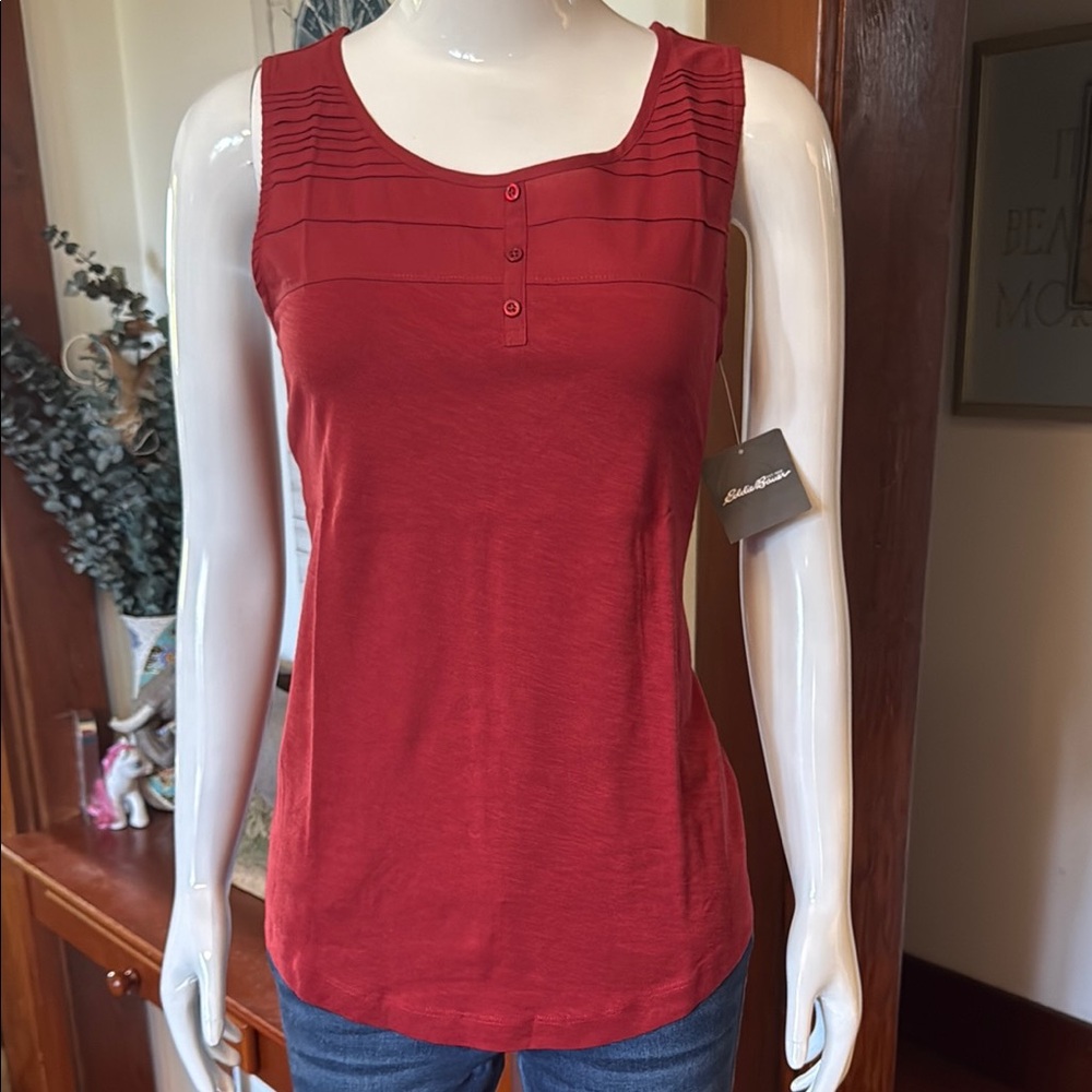 NWT Eddie Bauer size small Red Sleeveless Top